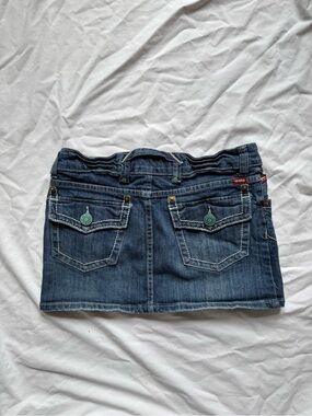 Moto blue denim mini skirt with white stitching and pockets